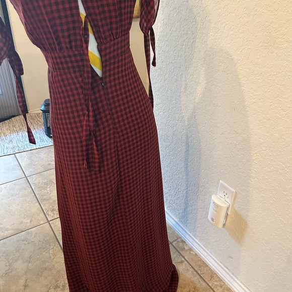❤️ Vici Red and Black Checkered Maxi Dress - Picture 7 of 10